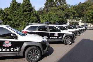 Márcio França entrega novas viaturas para a Polícia Civil de SP.