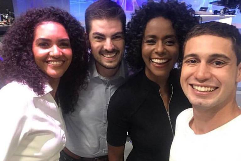Os repórteres Ana Paula Santos, Guilherme Peixoto e Pedro Figueiredo ao lado da jornalista Maju Coutinho