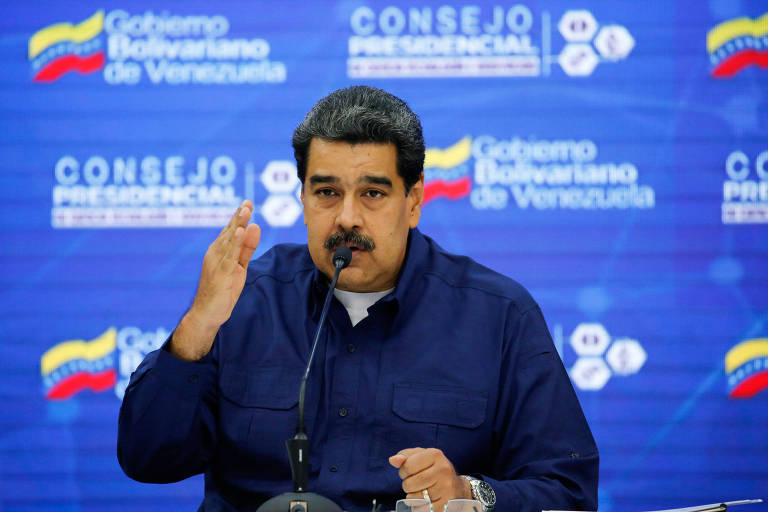 O ditador Nicolás Maduro durante reunião com ministros e membros do governo em Caracas