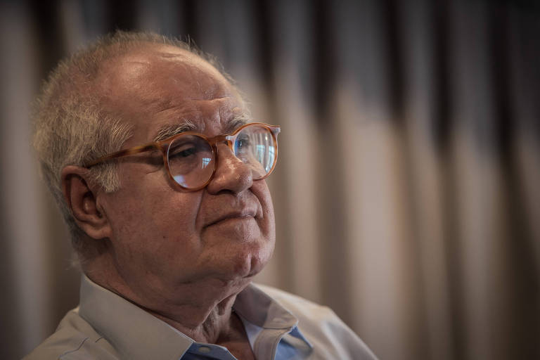 Segundo encontro com colunistas em comemoração do aniversário de 98 anos da Folha, com a presença de Elio Gaspari e Mônica Bergamo, e mediação da editora do Painel, Daniela Lima