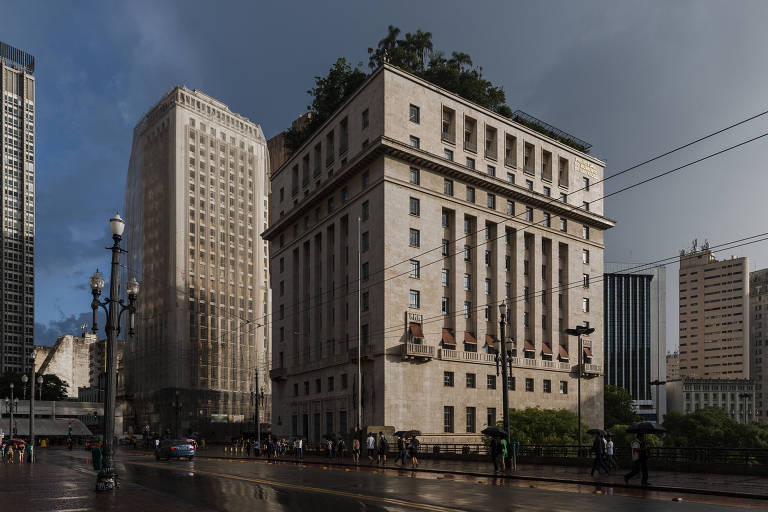 Fachada do Edifício Matarazzo, ou Palácio Anhangabaú, onde fica a sede da Prefeitura no centro de São Paulo