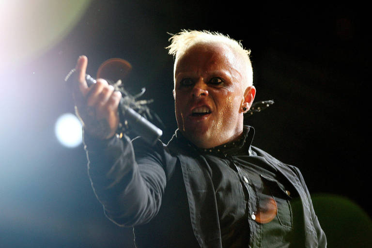 Keith Flint durante show do Prodigy, em 2006  