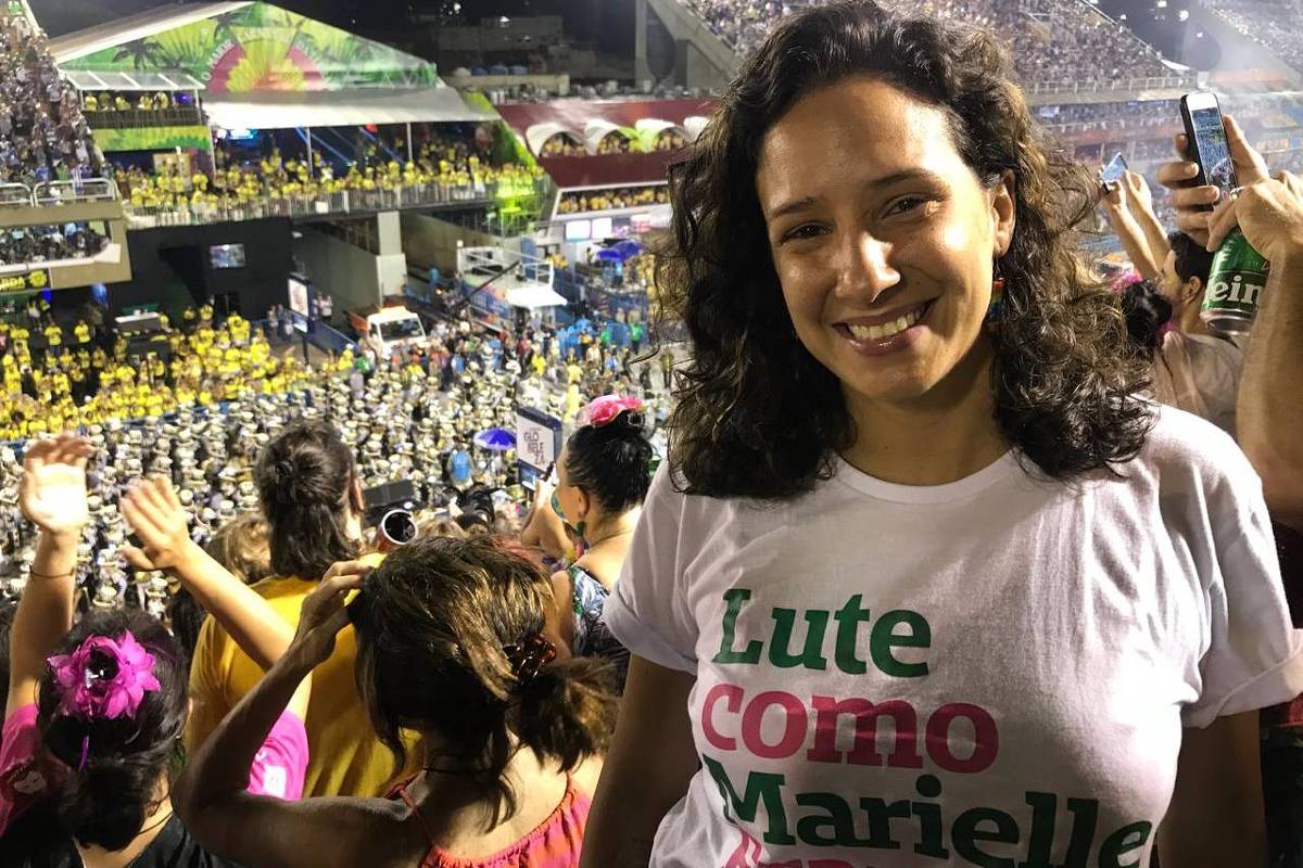 Não é um momento de festa, e sim de resistência, diz viúva de Marielle na Sapucaí