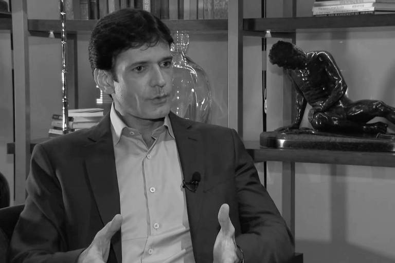 O ministro do Turismo, Marcelo Álvaro Antonio, investigado no caso dos "laranjas do PSL", durante entrevista ao SBT