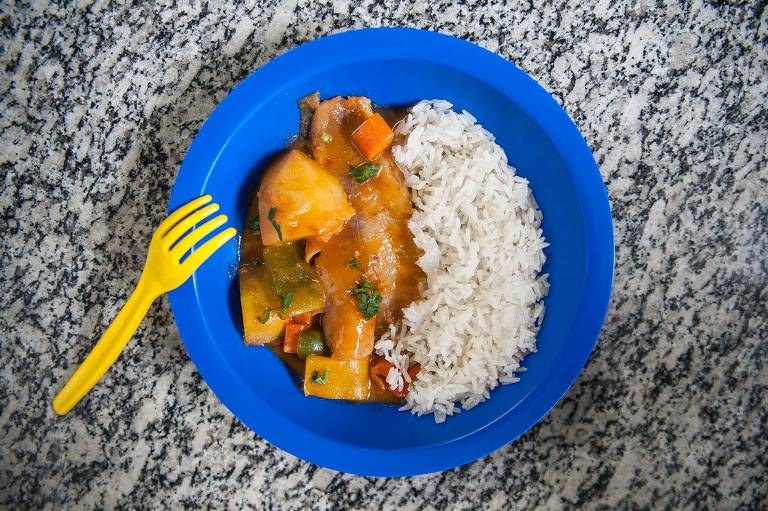 Peixada servida até meados de 2018 na merenda das escolas estaduais de SP