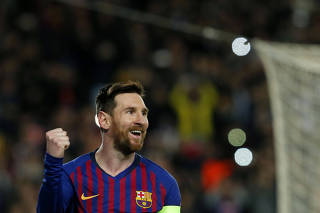 Lionel Messi faz dois em goleada e classificação do Barcelona na Champions  - 13/03/2019 - Esporte - Folha