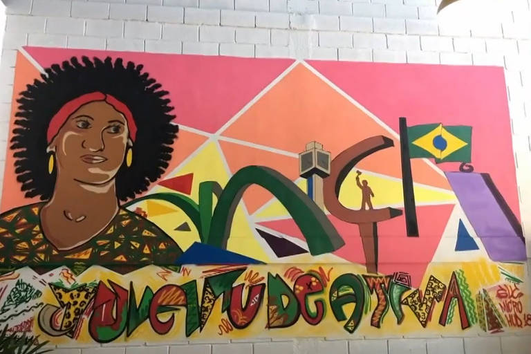 Grafite dedicado a Marielle Franco em Brasília