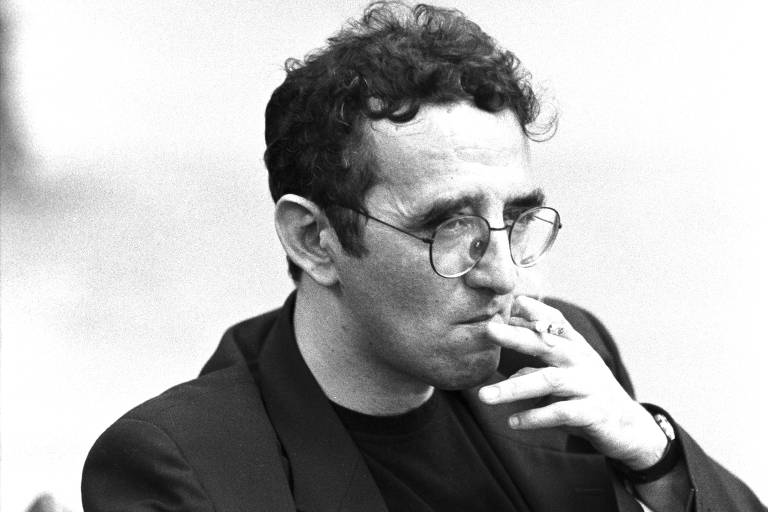 Roberto Bolaño segura a mão de Kafka para morrer em último livro