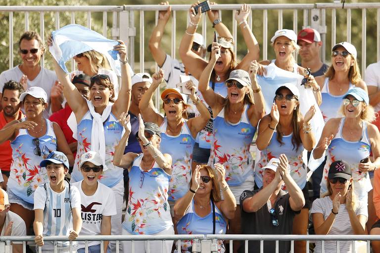 Torcedores argentinos apoiam Diego Schwartzman no Masters de Miami