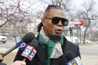 R Kelly Released From Jail After Paying Child Support