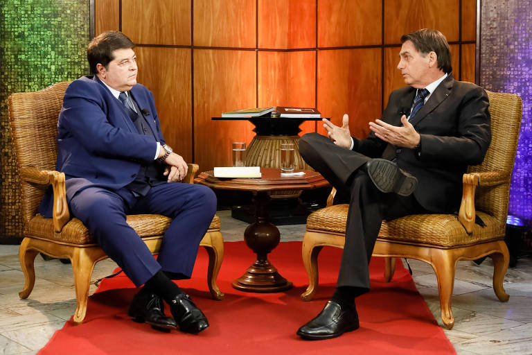 Jair Bolsonaro durante entrevista com o apresentador José Luiz Datena, da Band

