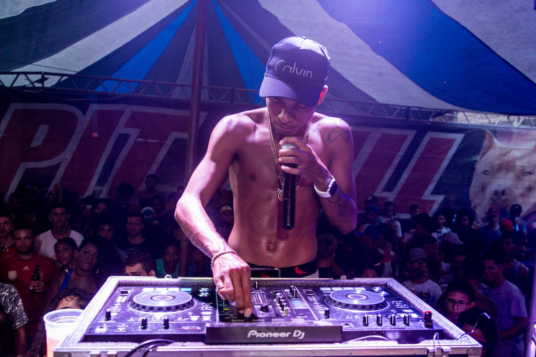  DJ Rennan da Penha