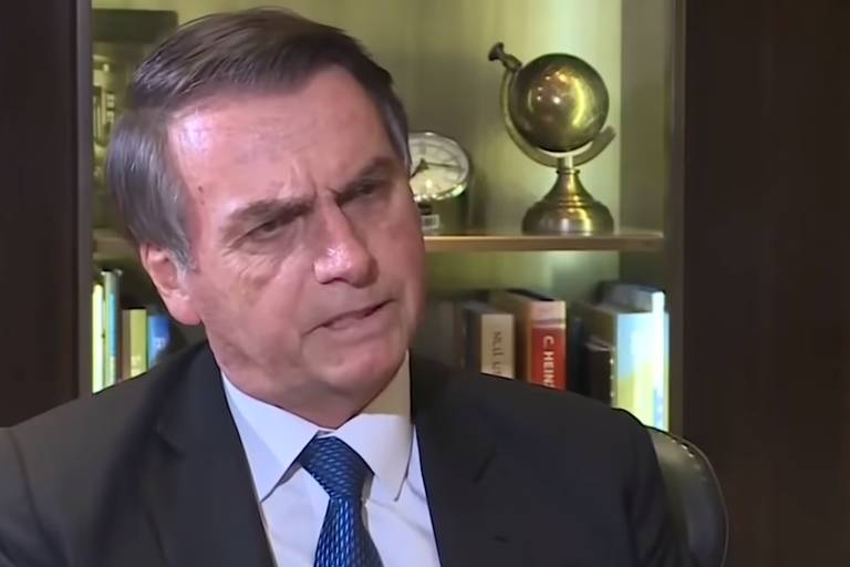 Bolsonaro em entrevista à TV Record