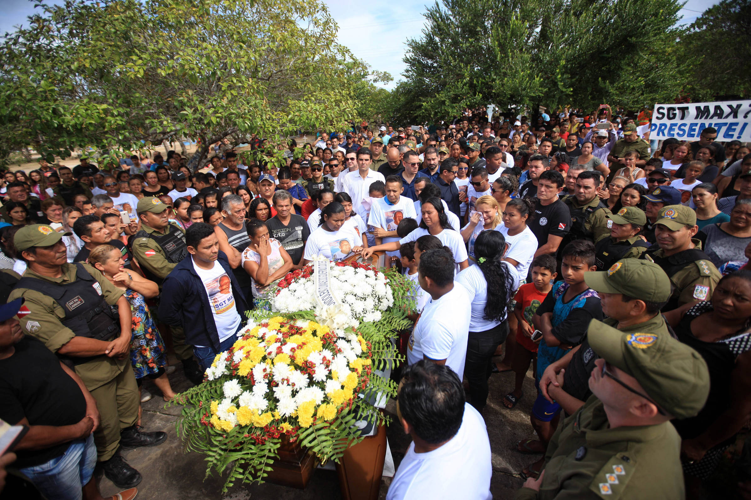 Resultado de imagem para Estado atingiu neste ano média de um policial assassinado por semana