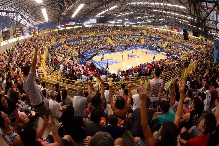 Torcedores em Franca durante o Jogo das Estrelas do NBB, último evento transmitidos pela ESPN na temporada