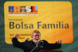 Lula no Bolsa Familia