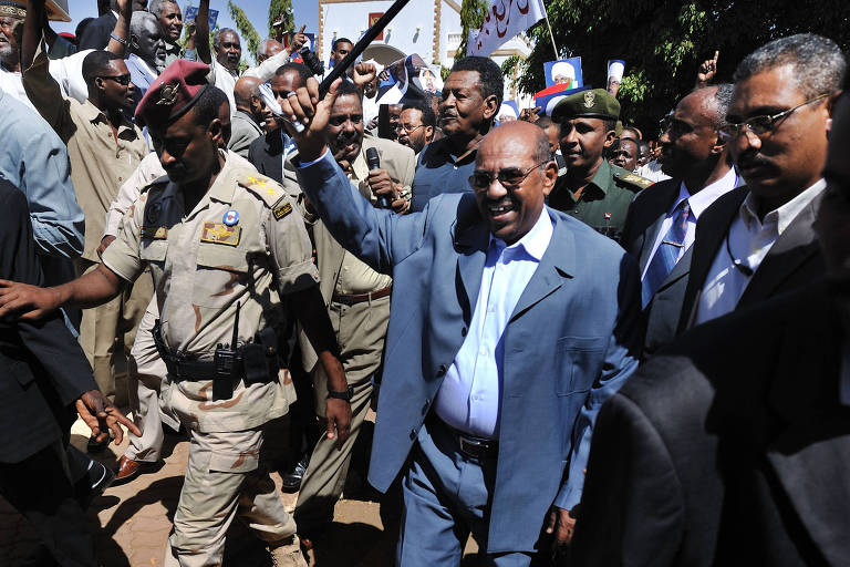 Ex-ditador Omar al-Bashir abrigou Bin Laden e criou rede de milícias no Sudão