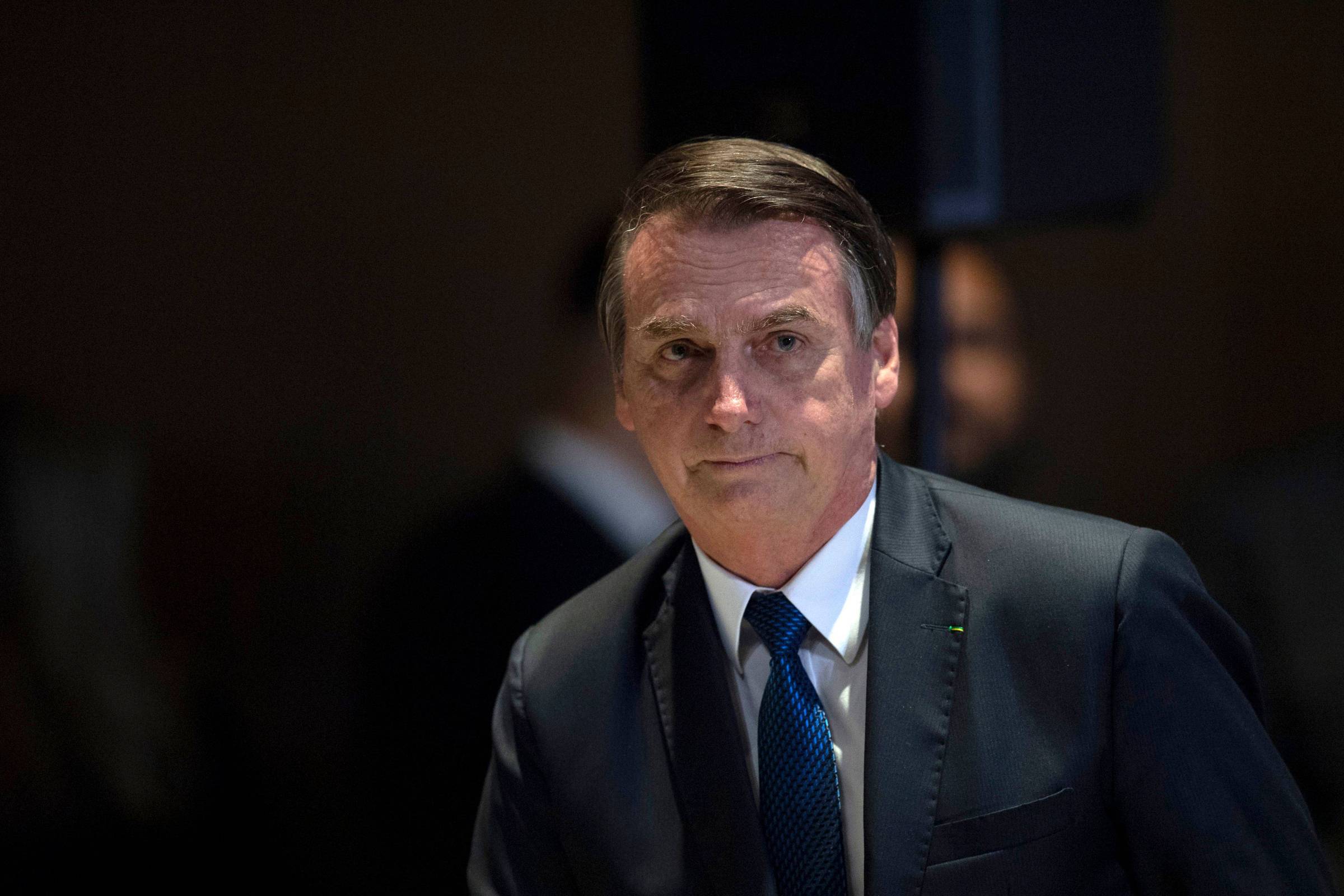 Com 120 dias, Bolsonaro ainda não entendeu o cargo que ocupa