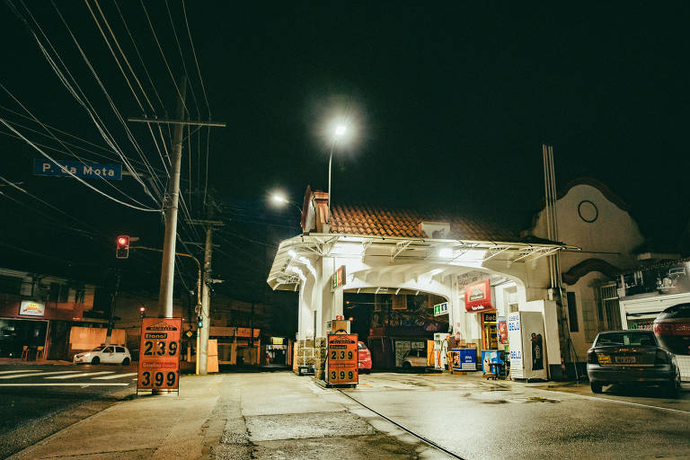 Posto Dansa, inaugurado em 1930. Em novembro de 2015, o posto foi tombado pelo Condephaat (Conselho de Defesa do Patrimônio Histórico, Arqueológico, Artístico e Turístico do Estado de São Paulo)
