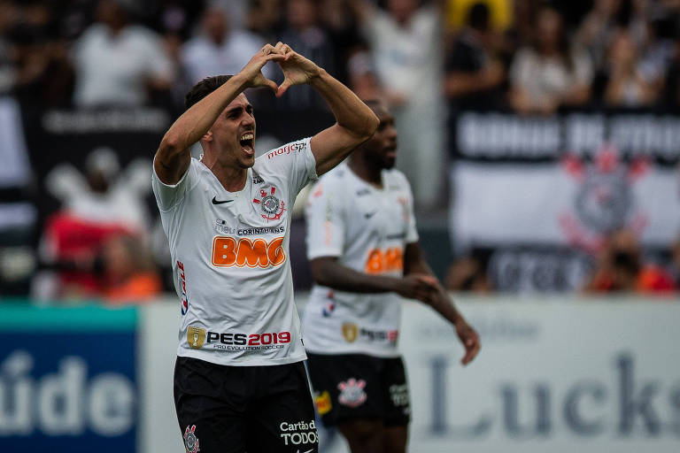 Corinthians ganha duas posições na tabela do Campeonato Paulista