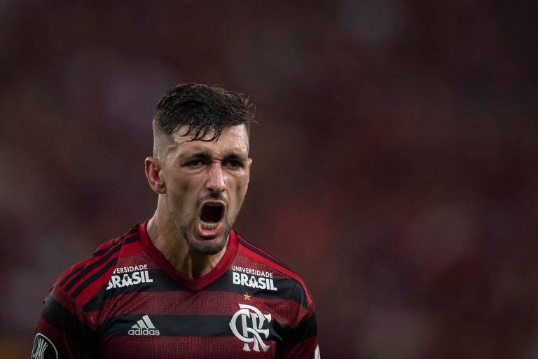 Arrascaeta comemora gol do Flamengo sobre o San José (BOL), pela Libertadores