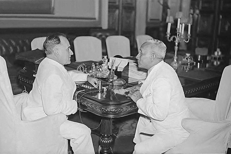 Marechal Rondon (dir.) com o presidente Getúlio Vargas