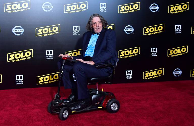 Morre Peter Mayhew, o homem por trás de Chewbacca em Star Wars - TecMundo