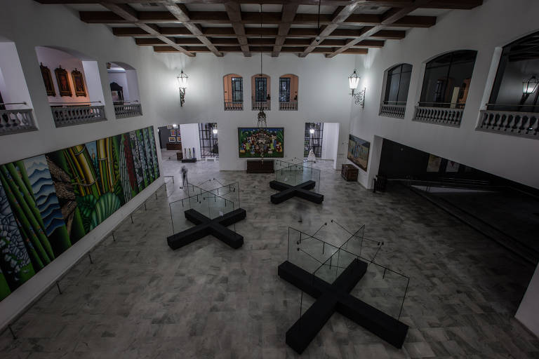 As obras do hall principal do Palácio dos Bandeirantes