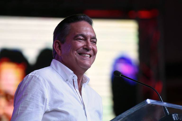 Social-democrata vence candidato de direita e é eleito presidente do Panamá