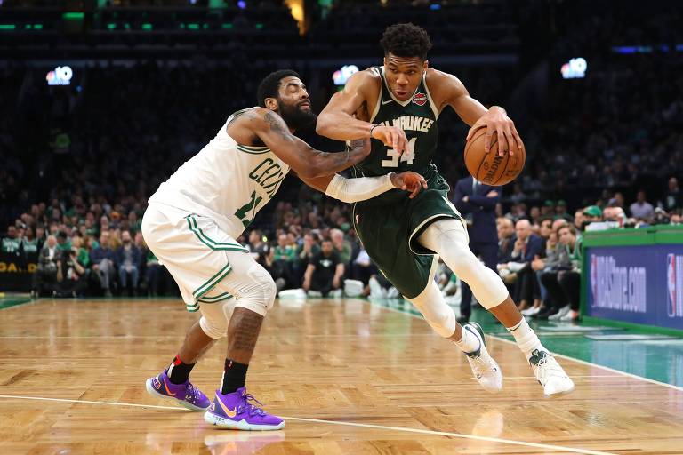 Armador Giannis Antetokounmpo, do Milwaukee Bucks, está de olho em