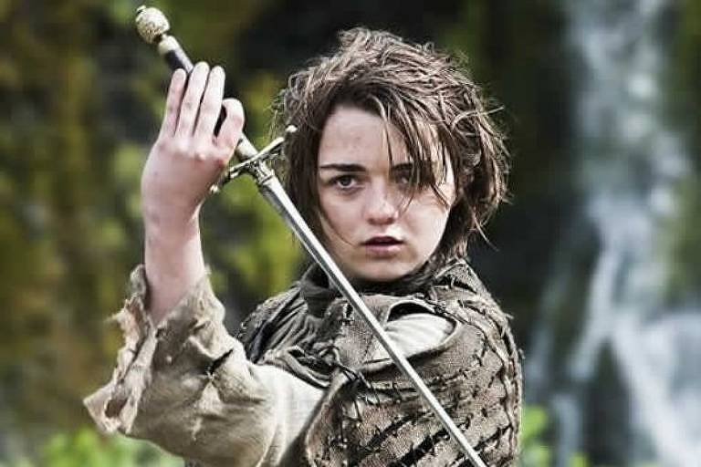 Arya Stark, personagem da série Game of Thrones interpretada por Maisie Williams 