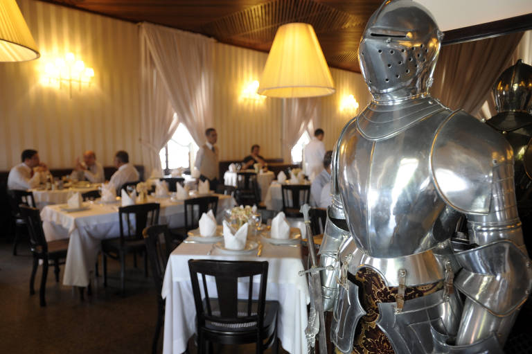 Ambiente do restaurante Leite, onde já comeram Simone de Beauvoir e Orson Welles