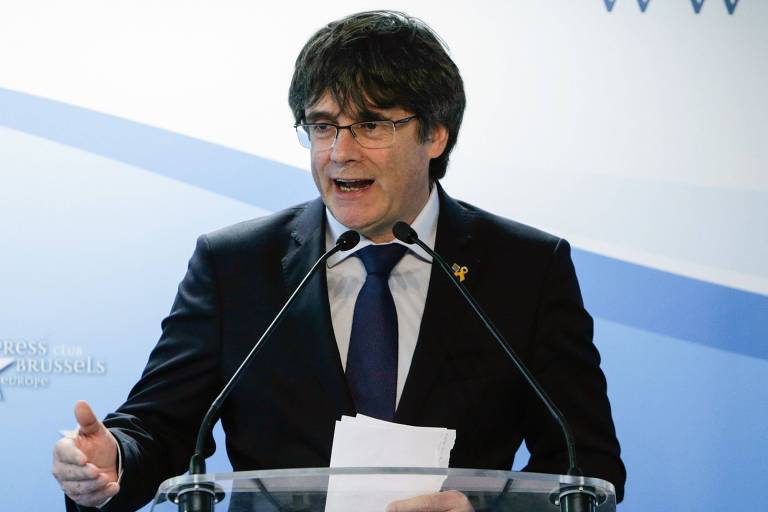 Líder catalão fugitivo, procurado por rebelião, disputa eleição via Skype