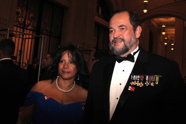 O embaixador do Brasil no Líbano, Paulo Cordeiro de Andrade Pinto, e sua mulher, Vera Estrela