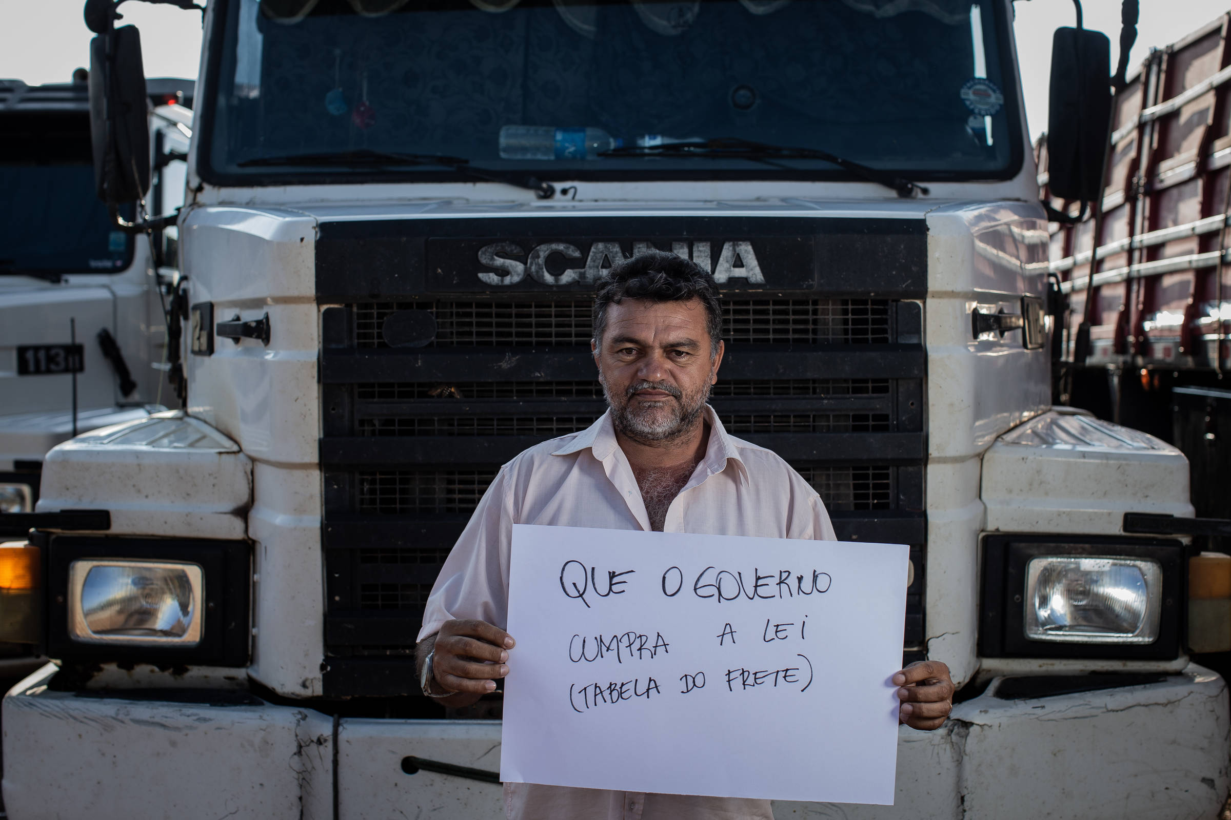 Vida está muito pior um ano após mobilização, dizem caminhoneiros