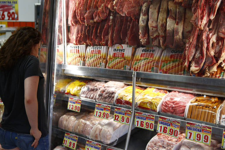 Preço das carnes deixa refeição mais cara na capital paulista
