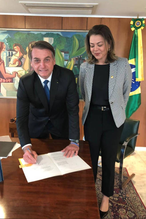 Bolsonaro modifica Lei Maria da Penha para melhor