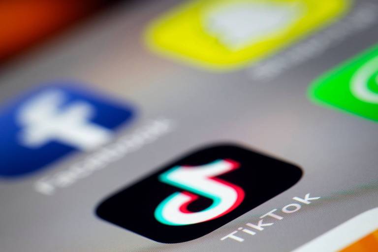 O app TikTok, controlado pela startup chinesa Bytedance, está crescendo em popularidade junto aos jovens em um ritmo que pode fazer dele o próximo Snapchat. 

