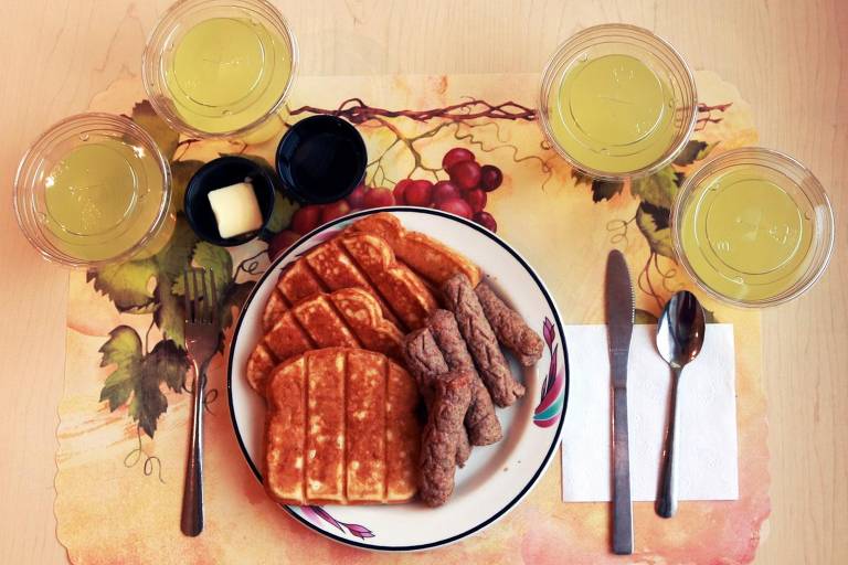 Exemplo de refeição baseada em alimentos ultraprocessados