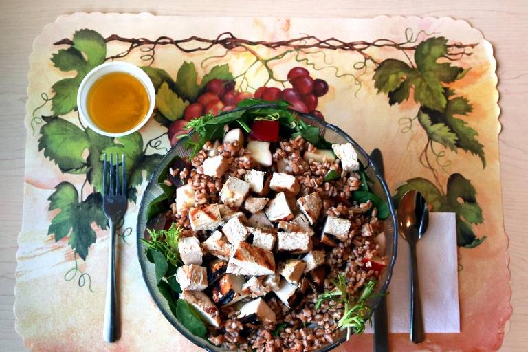 Exemplo de refeição baseada em alimentos minimamente processados ou não processados