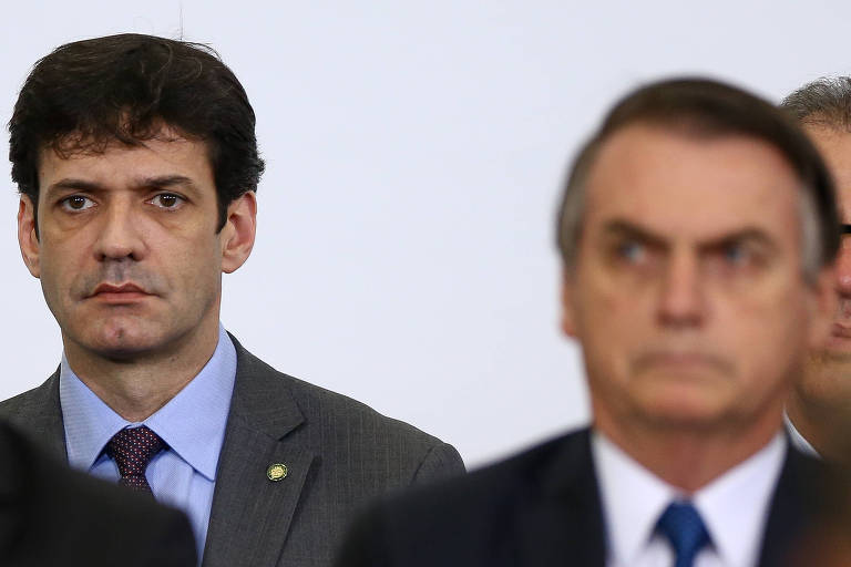 O ministro do Turismo, Marcelo Álvaro Antônio, em evento com o presidente Jair Bolsonaro no Planalto
