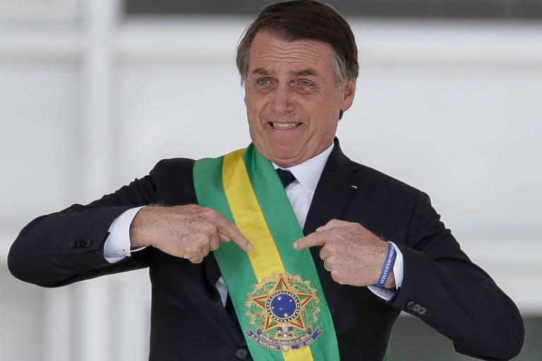 Jair Bolsonaro, após receber a faixa presidencial no Palácio do Planalto