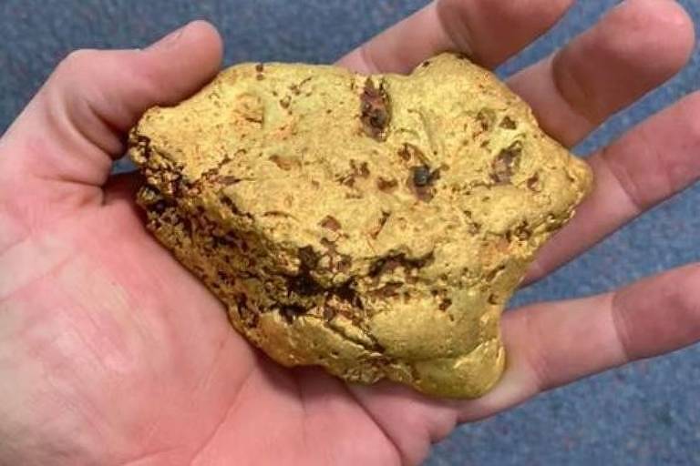 Estima-se que a pepita de 1,4 kg de ouro vale cerca de R$ 280.640