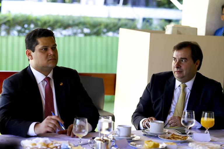 Os presidentes do Senado, Davi Alcolumbre, e da Câmara dos Deputados, Rodrigo Maia