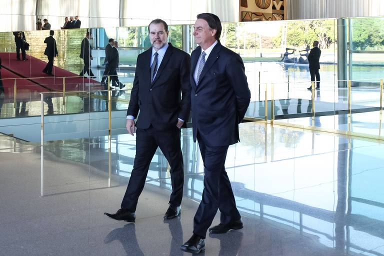 O presidente do STF, Dias Toffoli, e o presidente Jair Bolsonaro (PSL) durante encontro no Palácio da Alvorada, em Brasília
