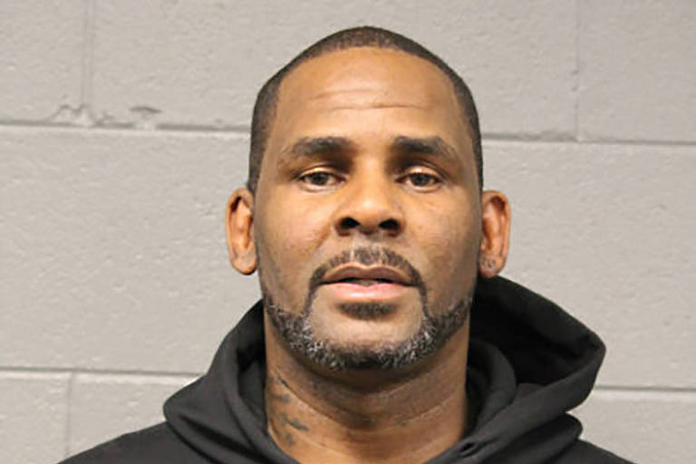 R. Kelly em foto divulgada pela polícia de Chicago