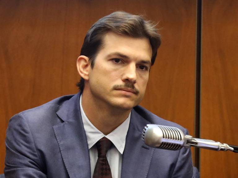 Ashton Kutcher no julgamento do serial killer Michael Gargiulo, que matou sua ex-namorada
