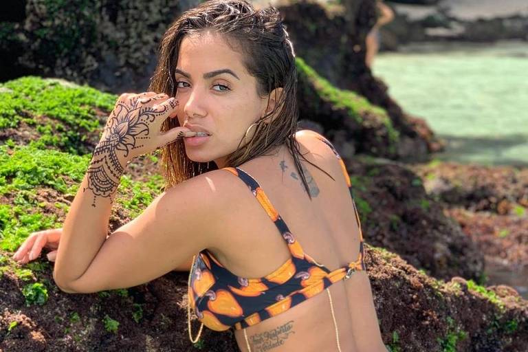 Anitta publica foto em Bali, na Indonésia