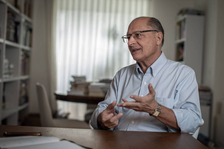 O ex-governador de São Paulo Geraldo Alckmin, em sua casa em São Paulo