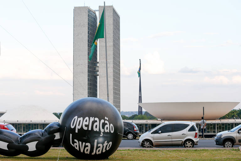 Lava Jato se perdeu quando se deixou comprar para tirar Lula e PT da cena política nacional, diz leitor